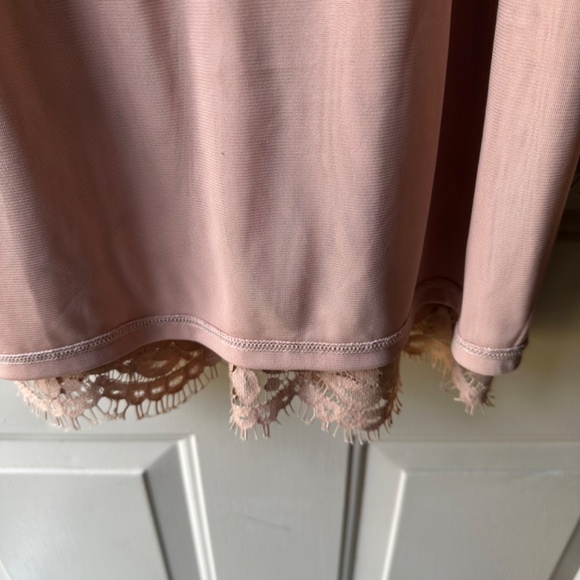 White House Black Market Lace Cold Shoulder 3/4 Sleeve Blush Rose Blouse.Size S - Picture 12 of 16